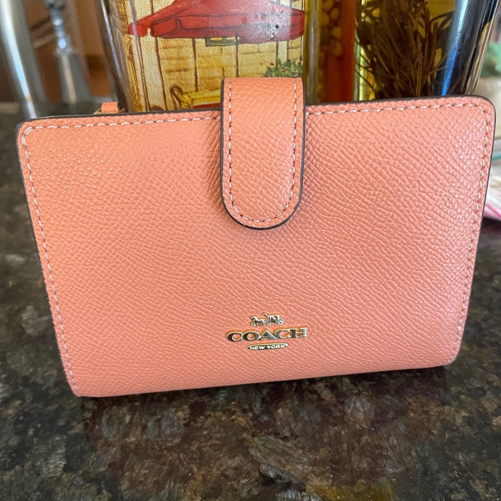 Coach Medium Corner Zip Wallet in peach/coral